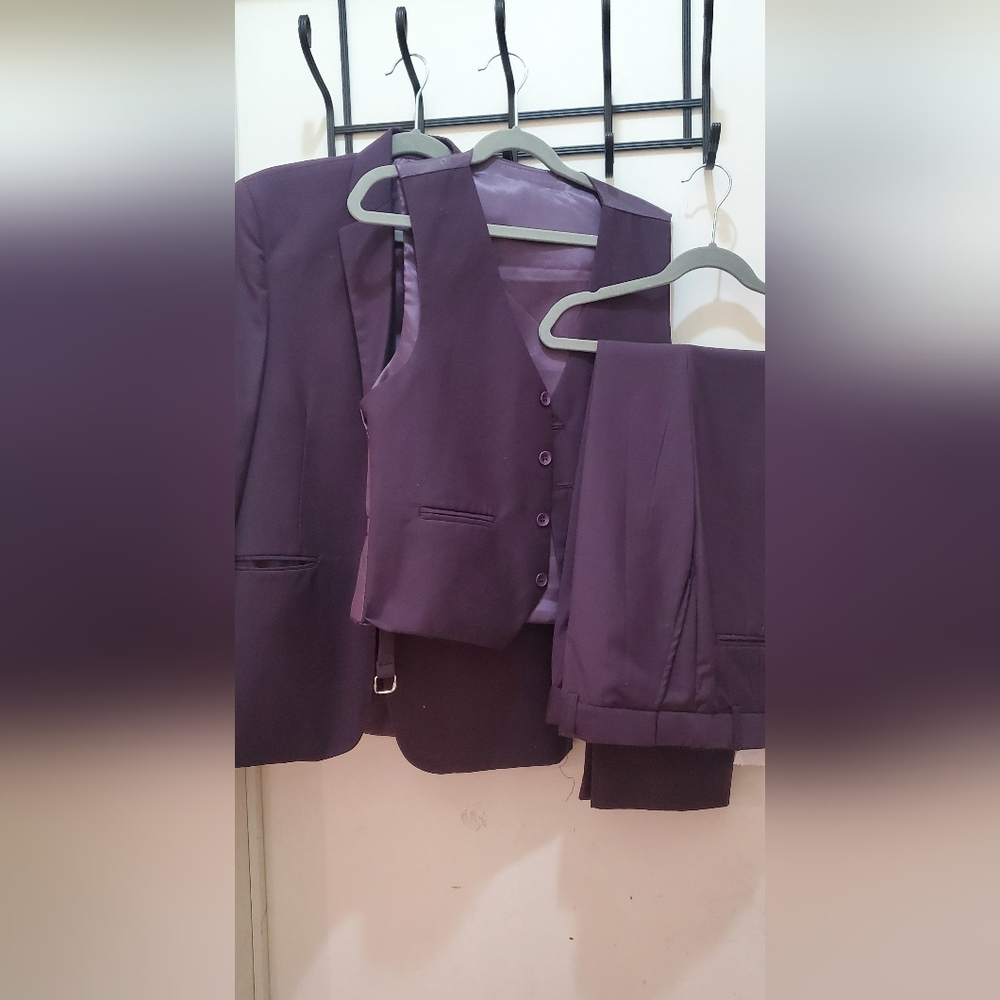 Boys suit set